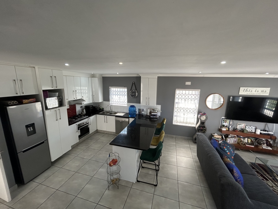 3 Bedroom Property for Sale in Nahoon Valley Park Eastern Cape